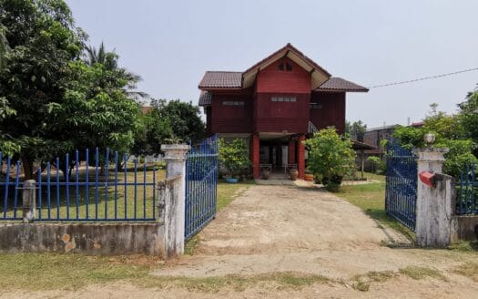 House for sale in town